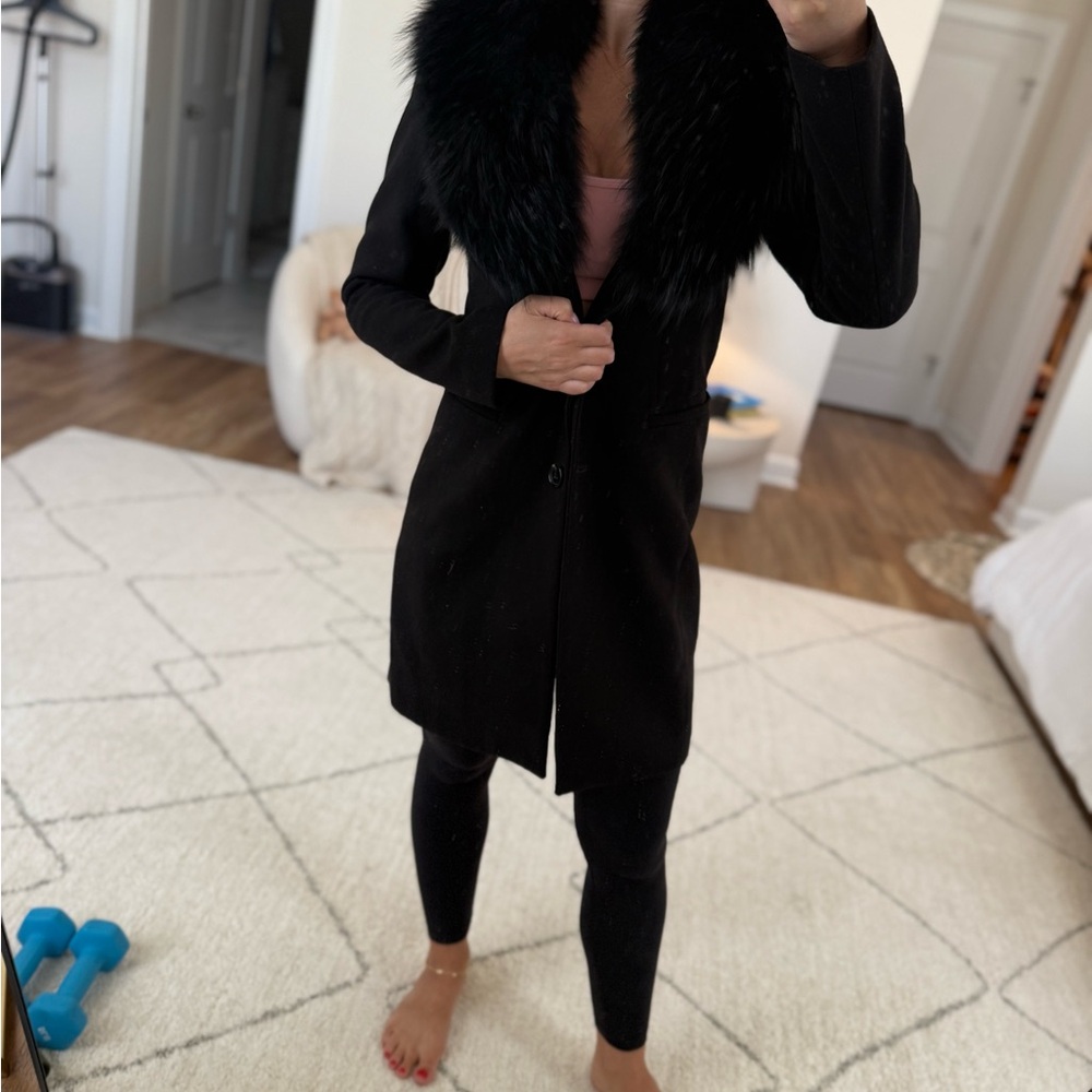 Motivi Black Coat with real fox  Fur Trim
